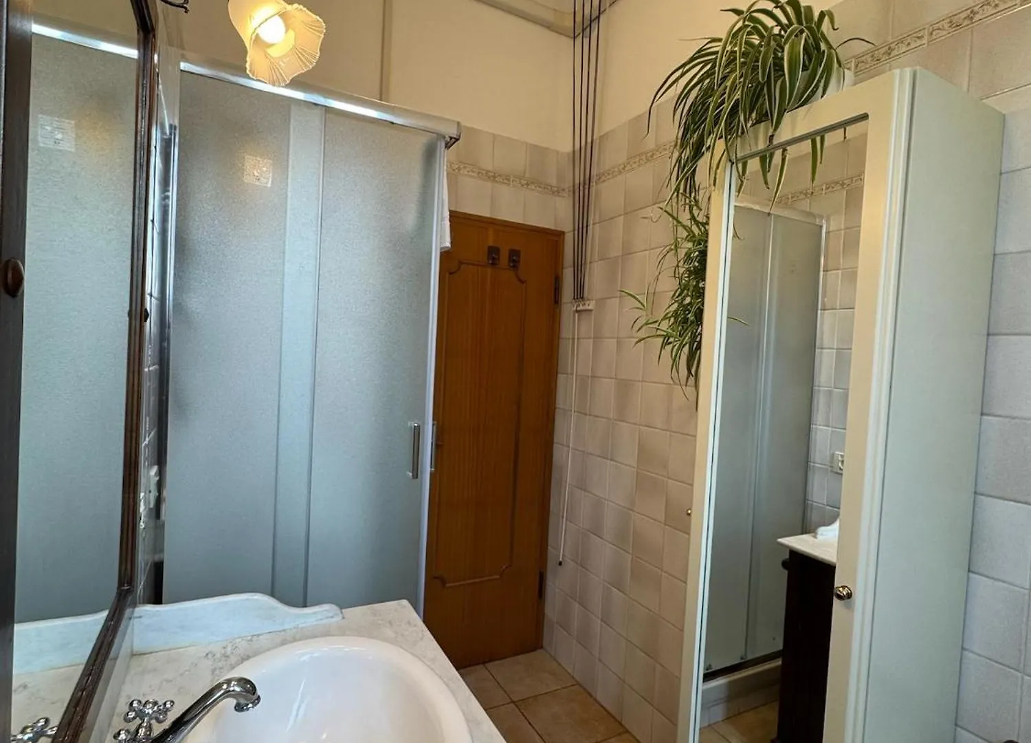 Bologna Fiera - Train Station Apartment - Free Parking
